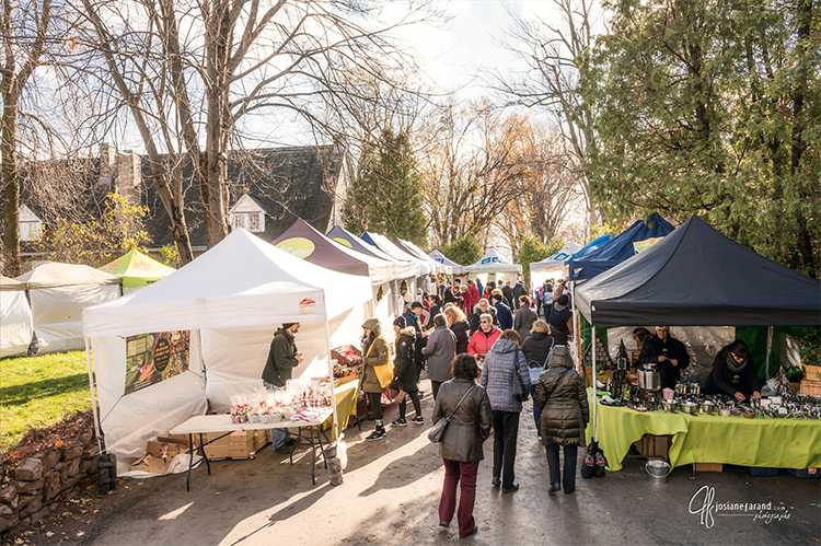 LE LÉGENDAIRE MARCHÉ DE NOËL