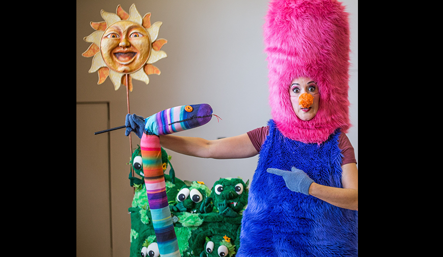 COUP DE THÉÂTRE : PETITS MONSTRES!